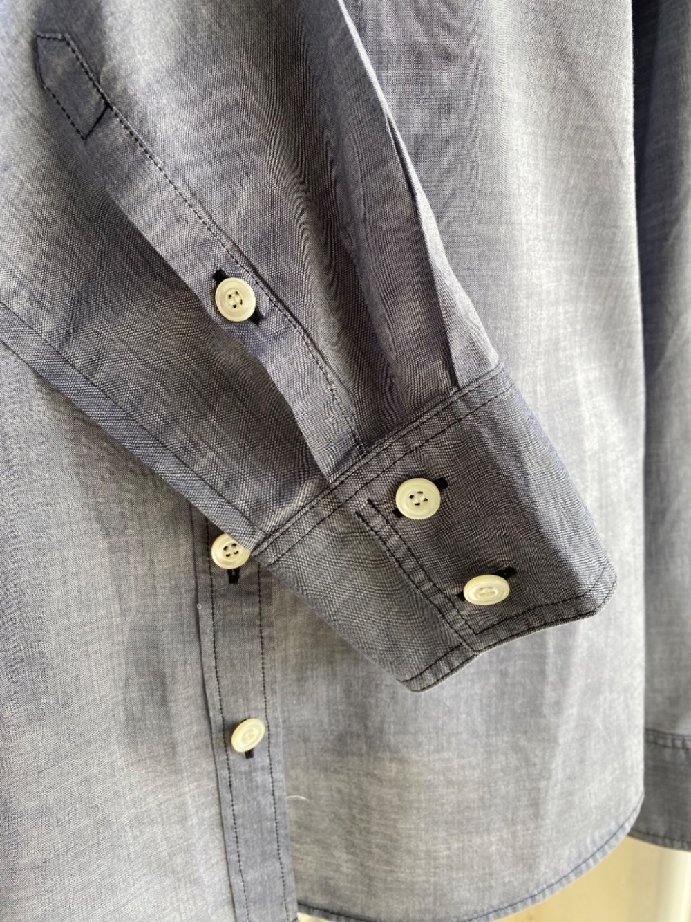 J. Crew The Perfect Shirt cotton long sleeve button-down in blue chambray Size 6 - Picture 6 of 11